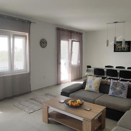 Apartman Emily, 6 Plus 2 Guests, Newly Refurbished Pula Luaran gambar